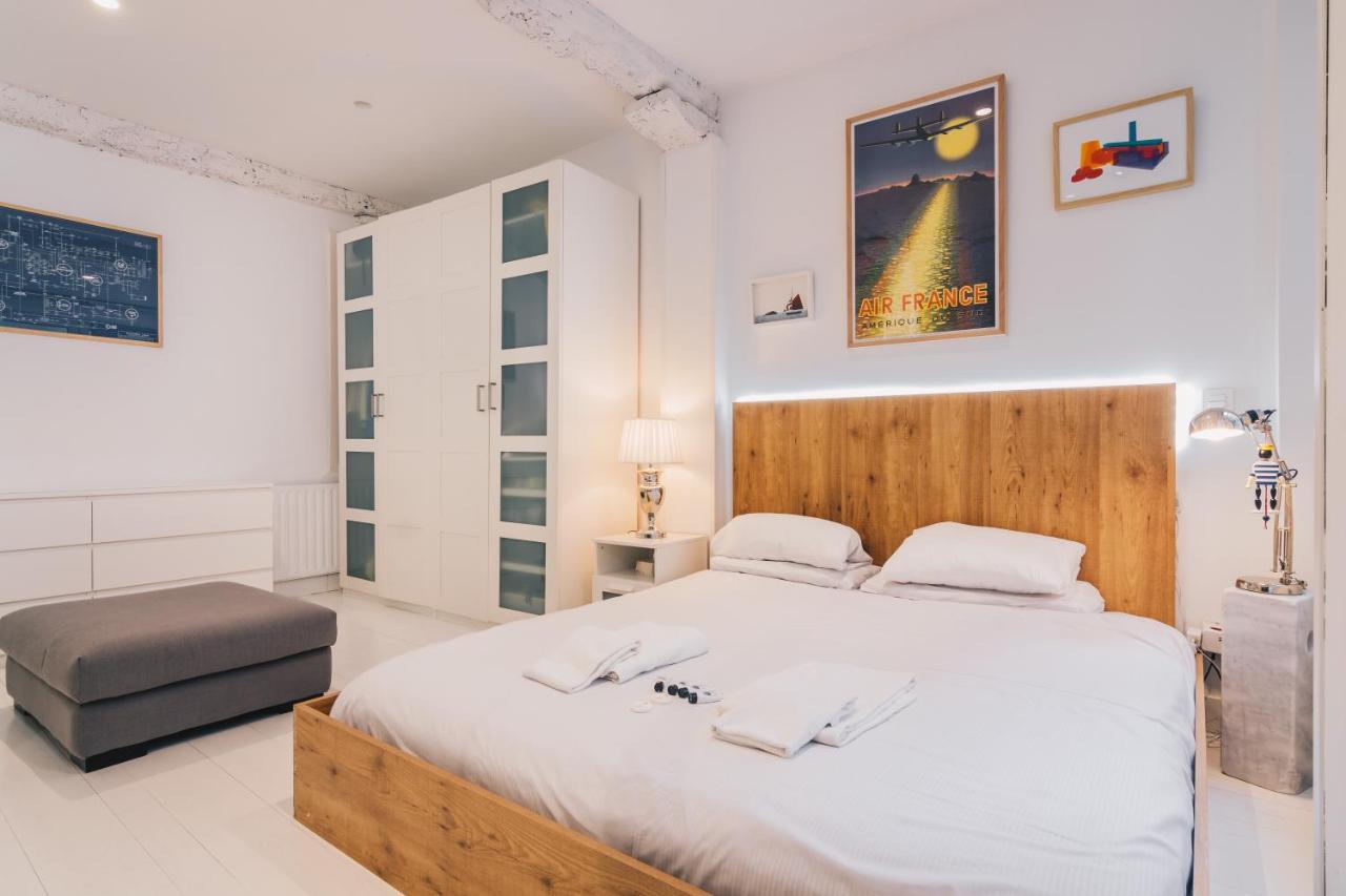 Plaza Nueva Apartment By People Rentals Бильбао Экстерьер фото