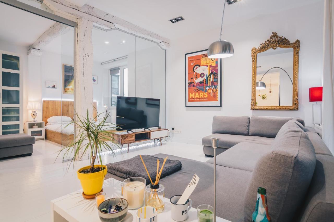 Plaza Nueva Apartment By People Rentals Бильбао Экстерьер фото