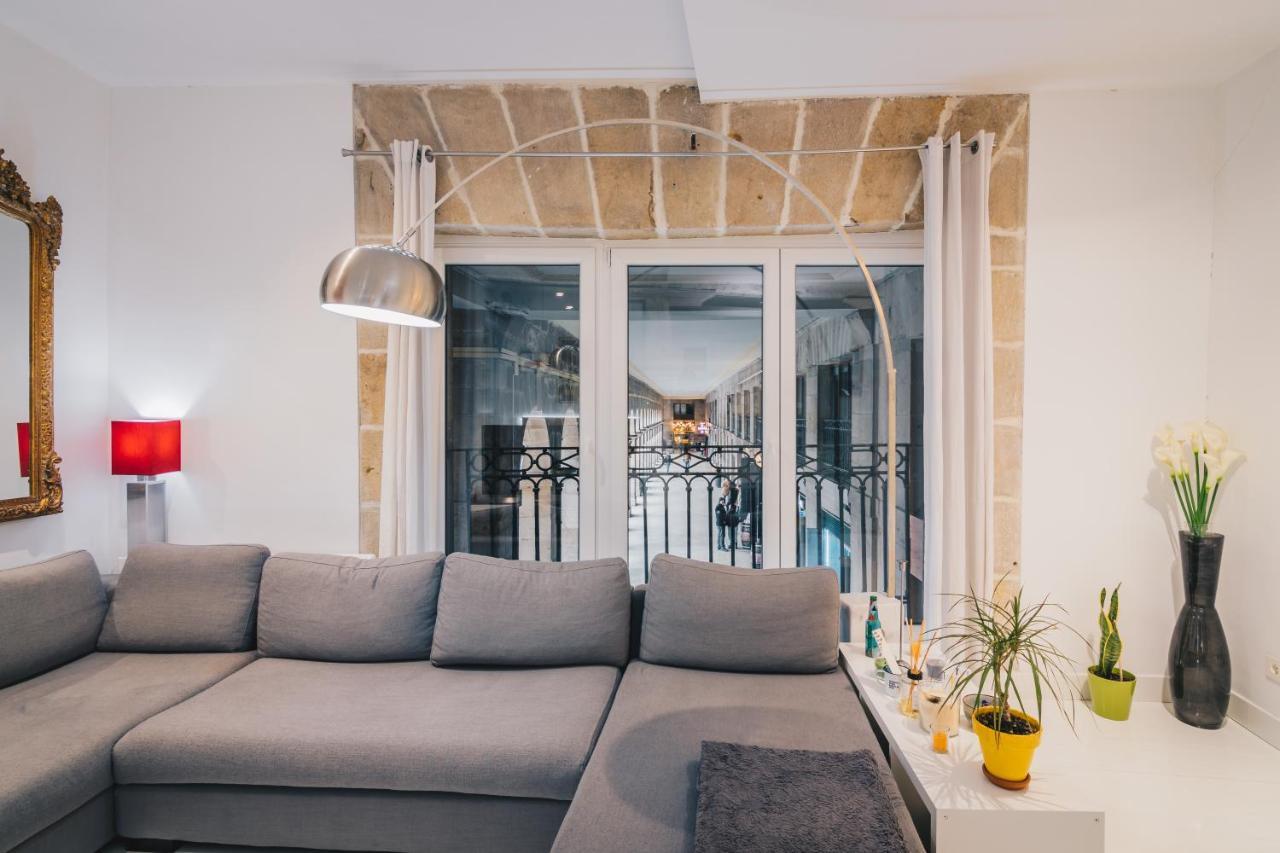 Plaza Nueva Apartment By People Rentals Бильбао Экстерьер фото