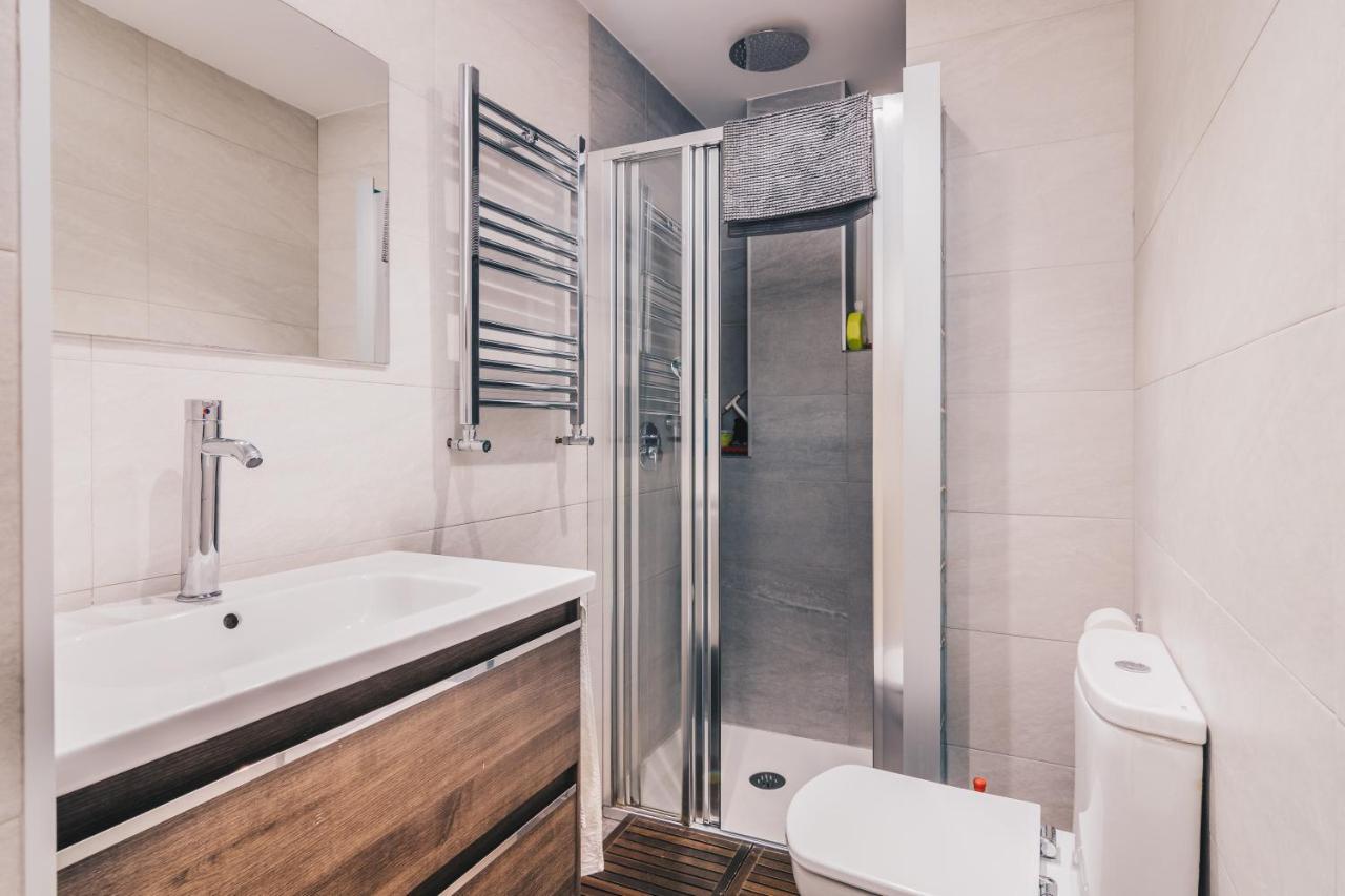 Plaza Nueva Apartment By People Rentals Бильбао Экстерьер фото