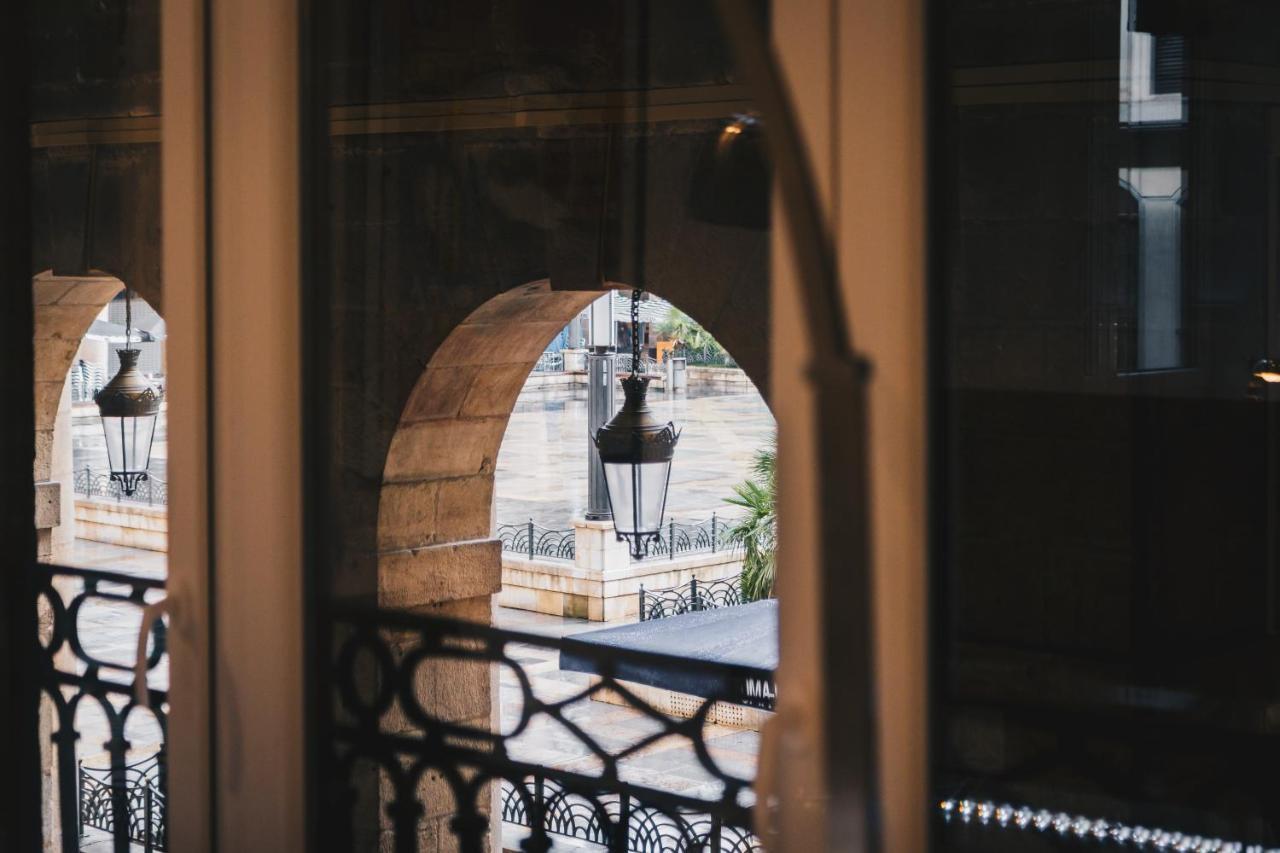 Plaza Nueva Apartment By People Rentals Бильбао Экстерьер фото